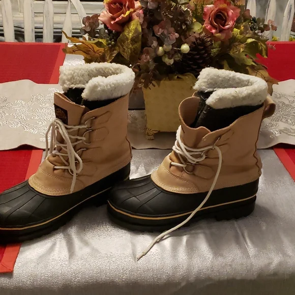 Western chief rain boots - Picture 5 of 7